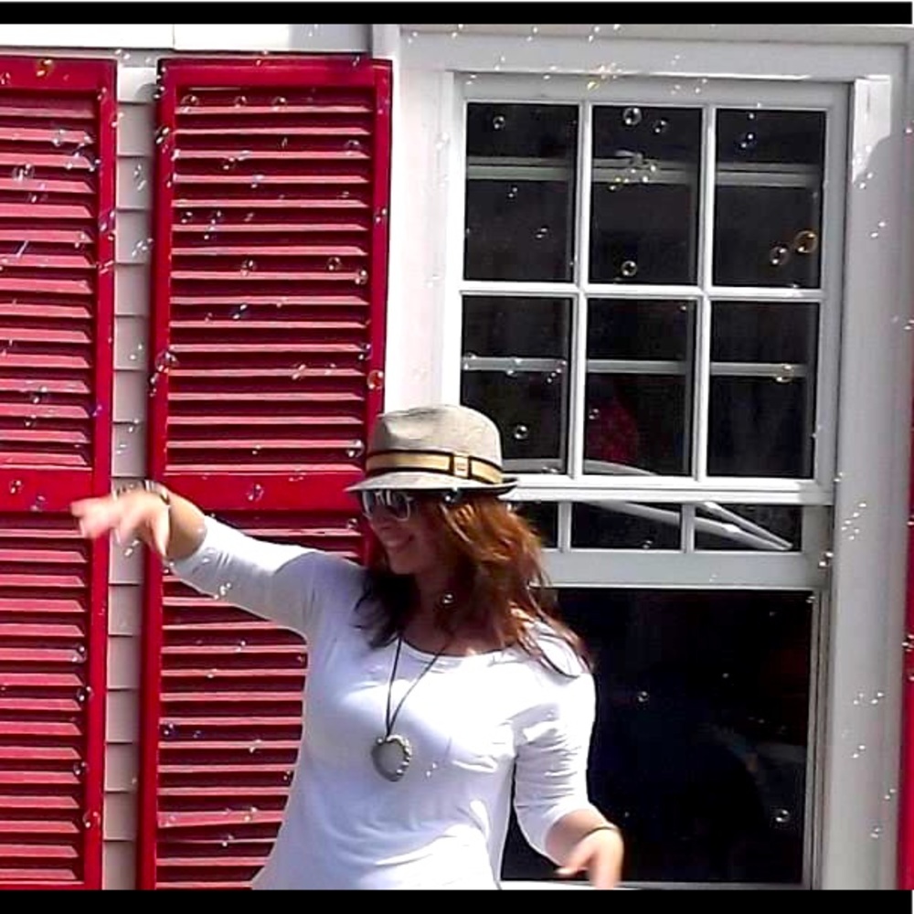 Meet your Posher, Megan